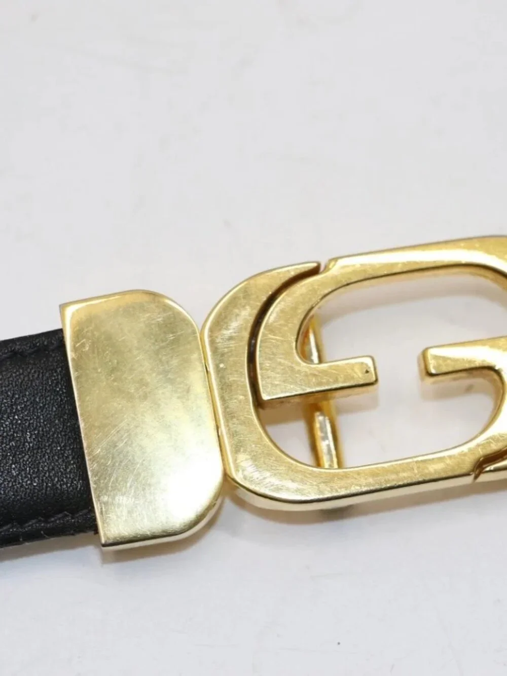 Gucci Vintage 1970's Reversable Leather Gold G Buckle Belt - Black/White/Gold